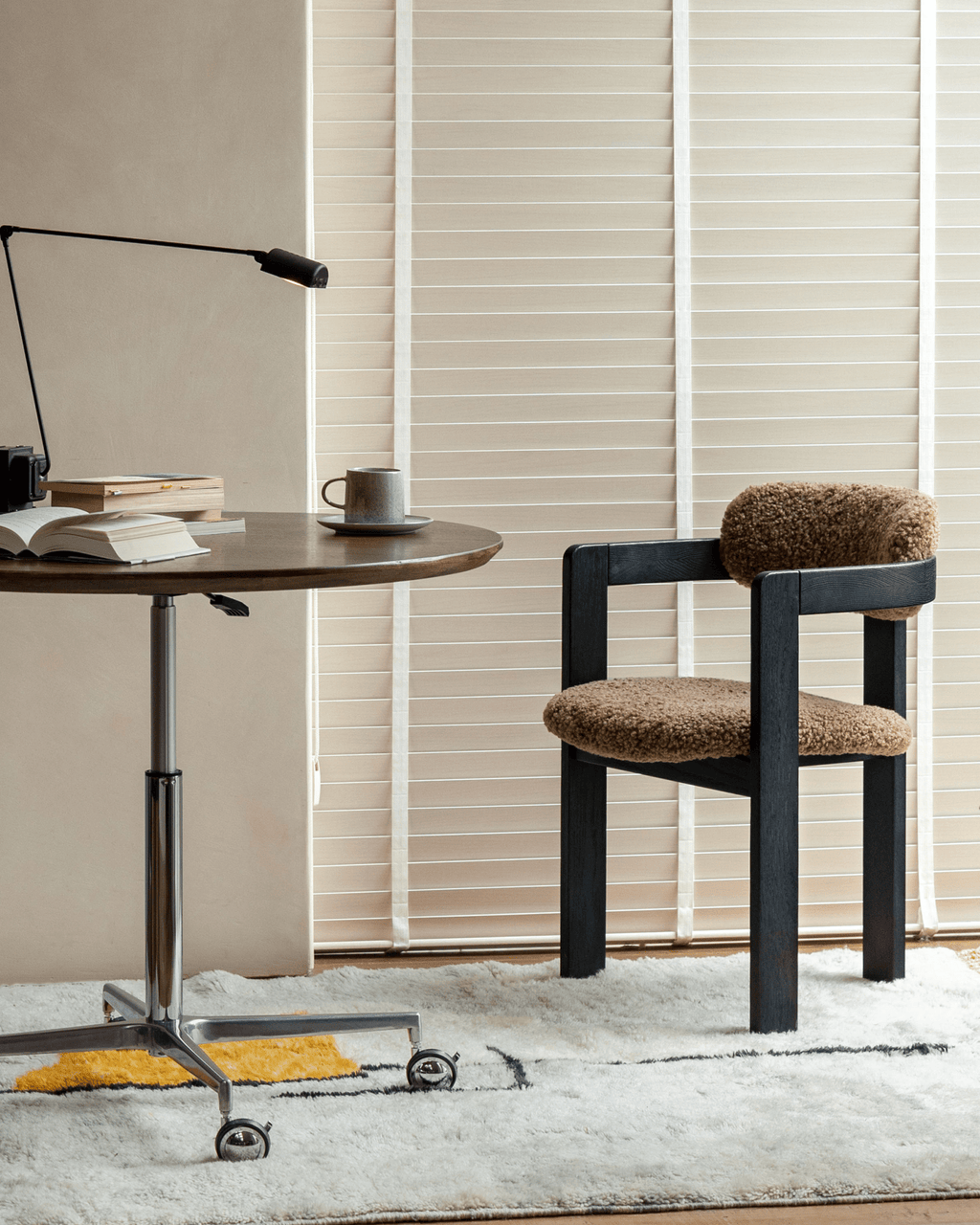 Fauteuil en peau de mouton retournée de Pampelune