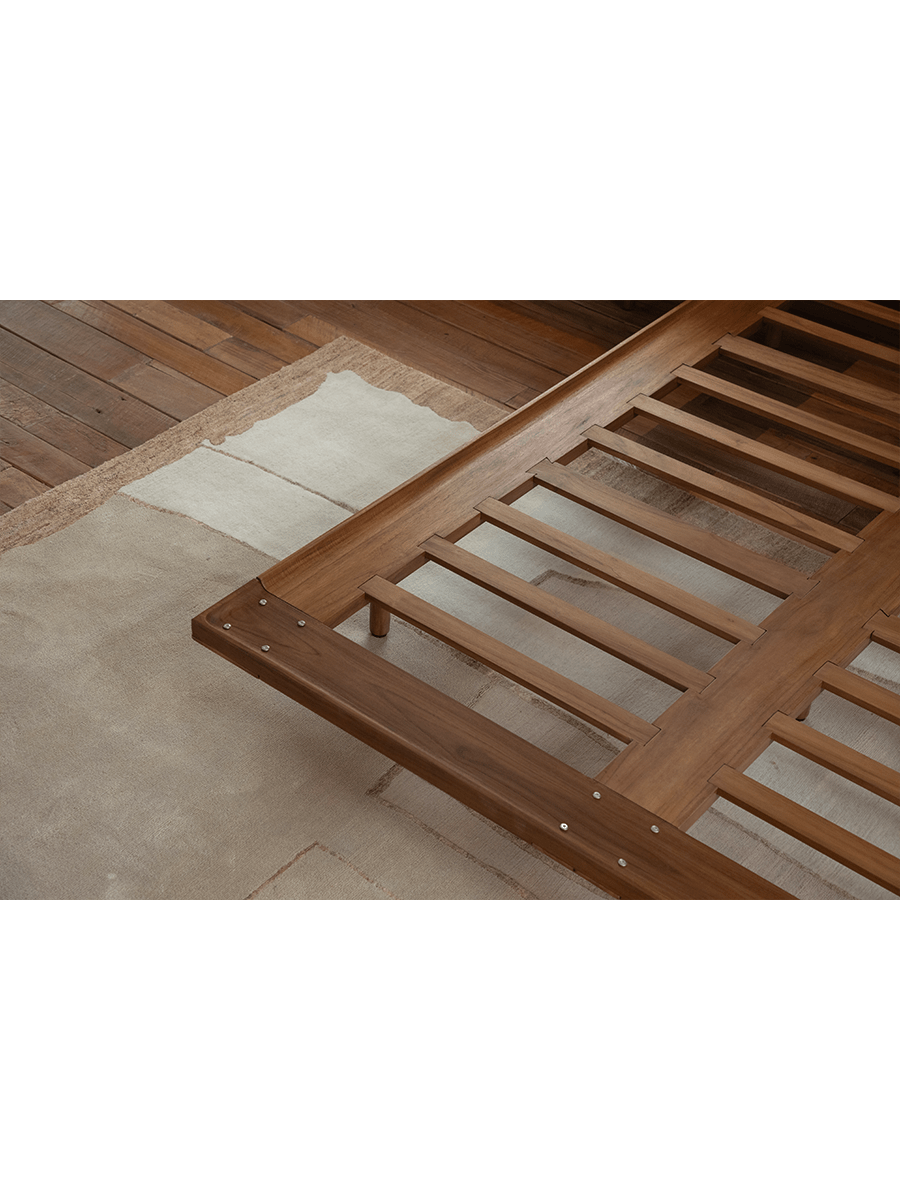 Lit en cuir et teck Seren