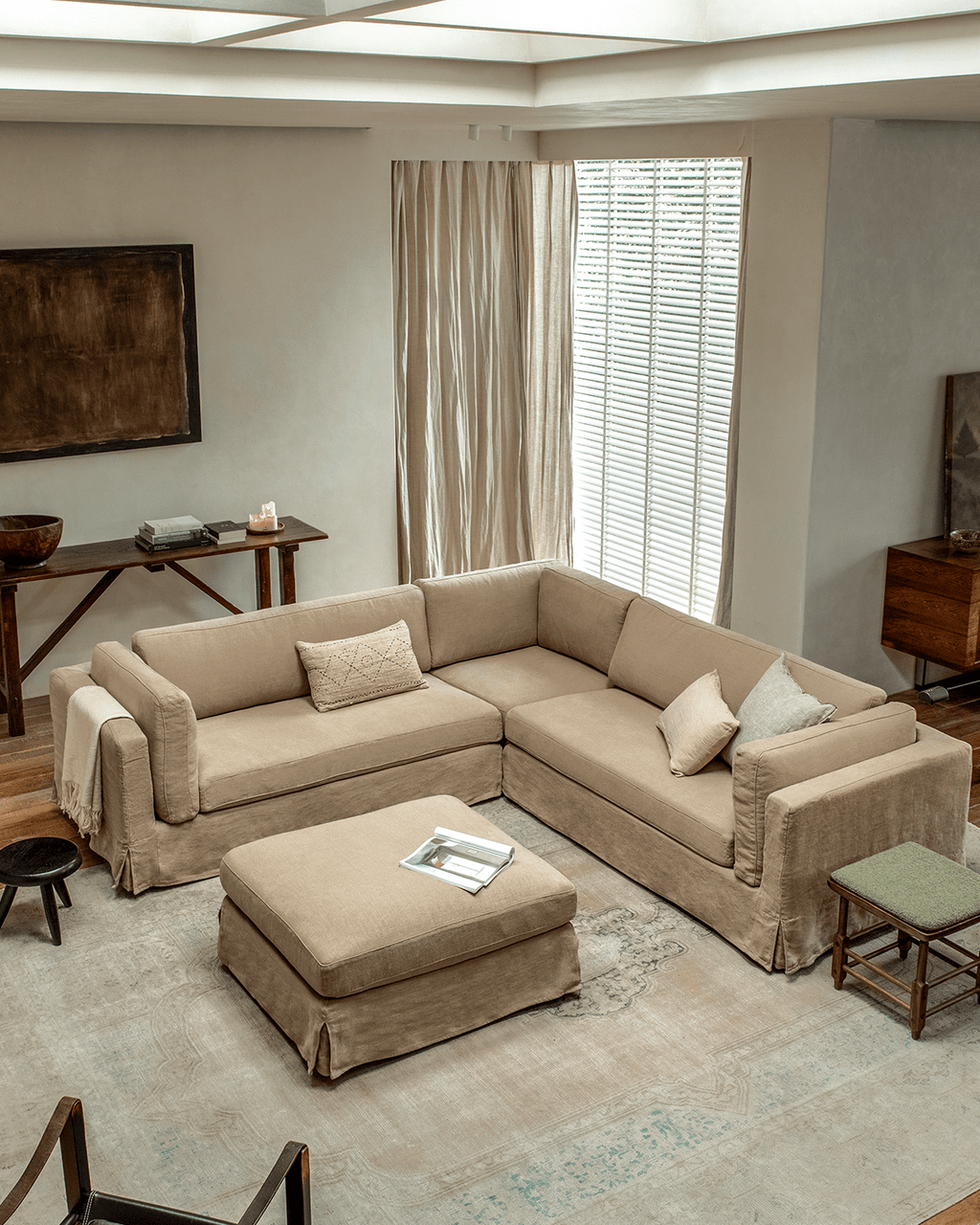 Canapé d'angle à jupe