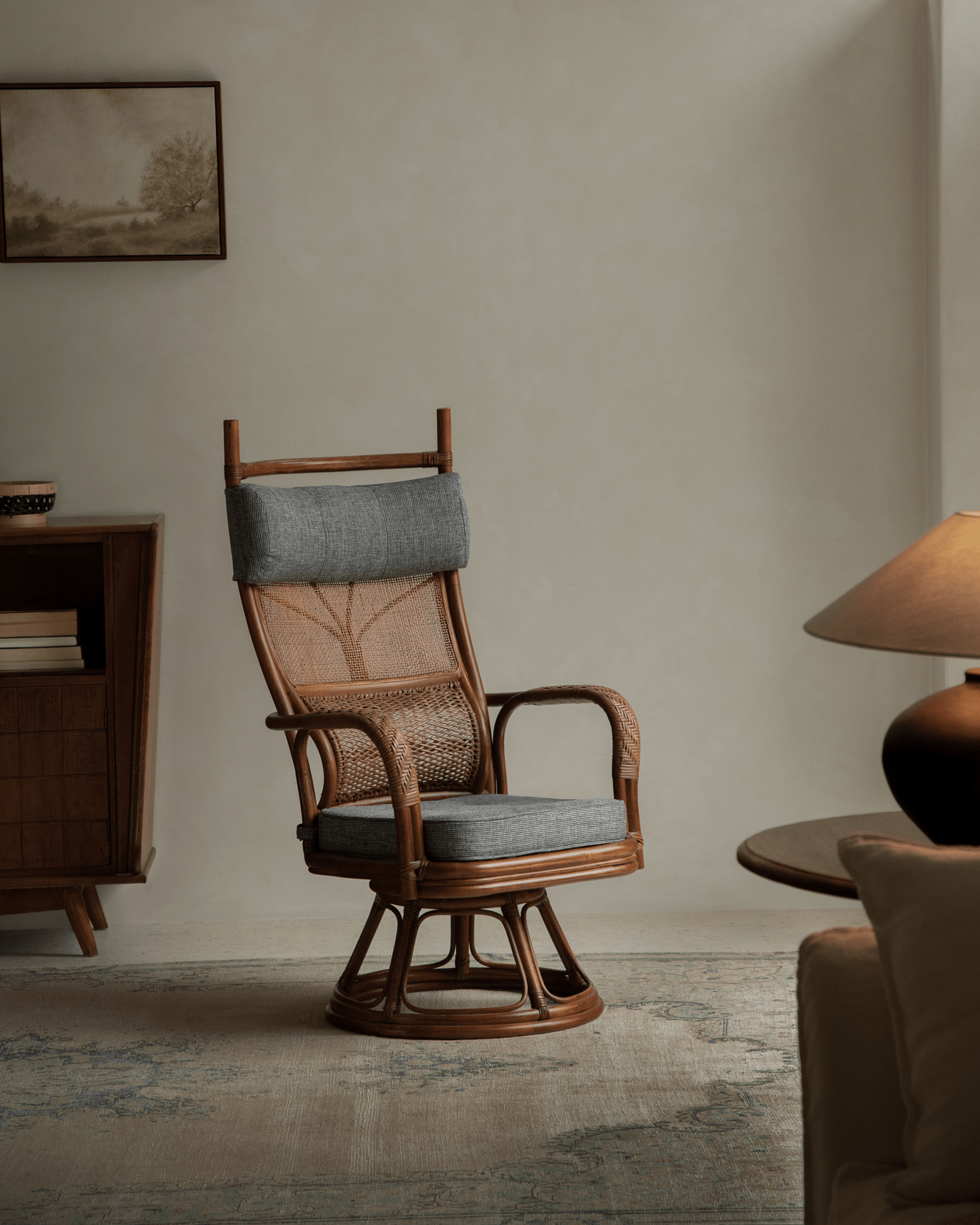 Chaise pivotante en rotin Gakusha