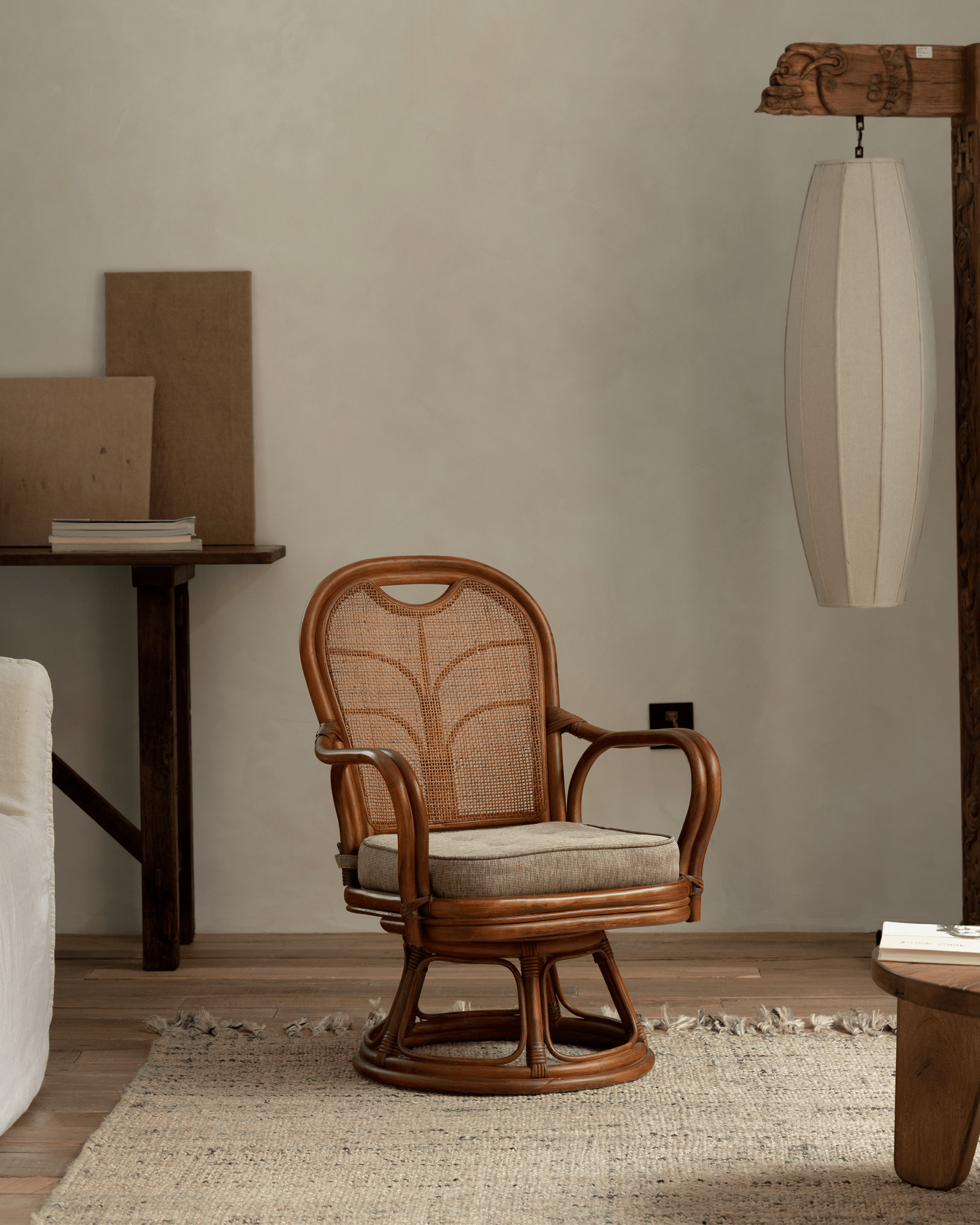 Fauteuil pivotant Ray Mini en rotin