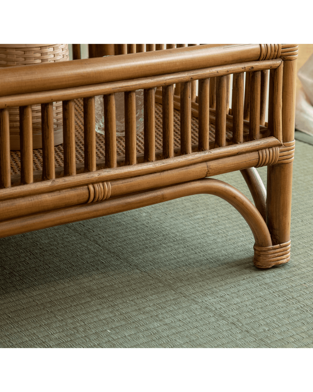 Table d'appoint en rotin Kaeo