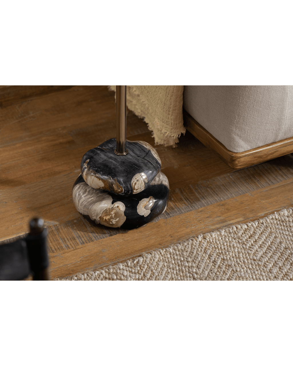 Table d'appoint Lolli en bois pétrifié