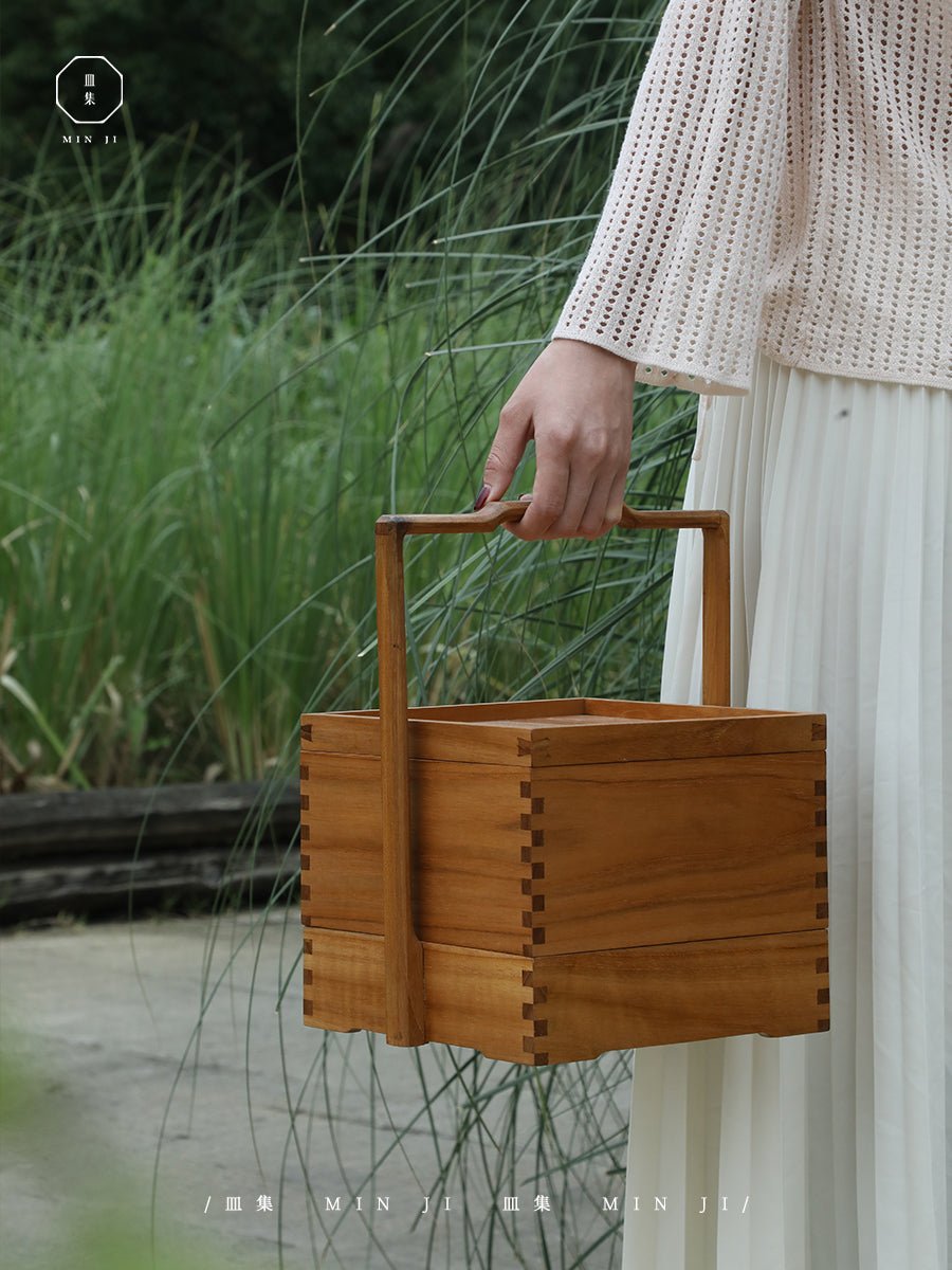 Boîte à bento à plusieurs étages