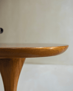 Table d'appoint à fuseaux