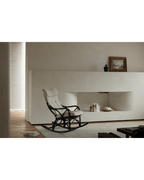 Fauteuil à bascule en rotin Aku