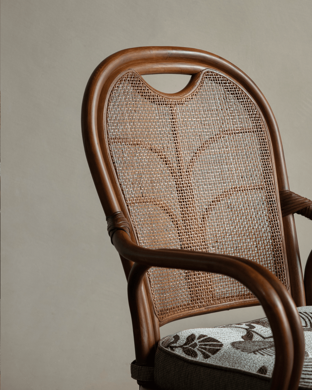 Fauteuil pivotant Ray Mini en rotin