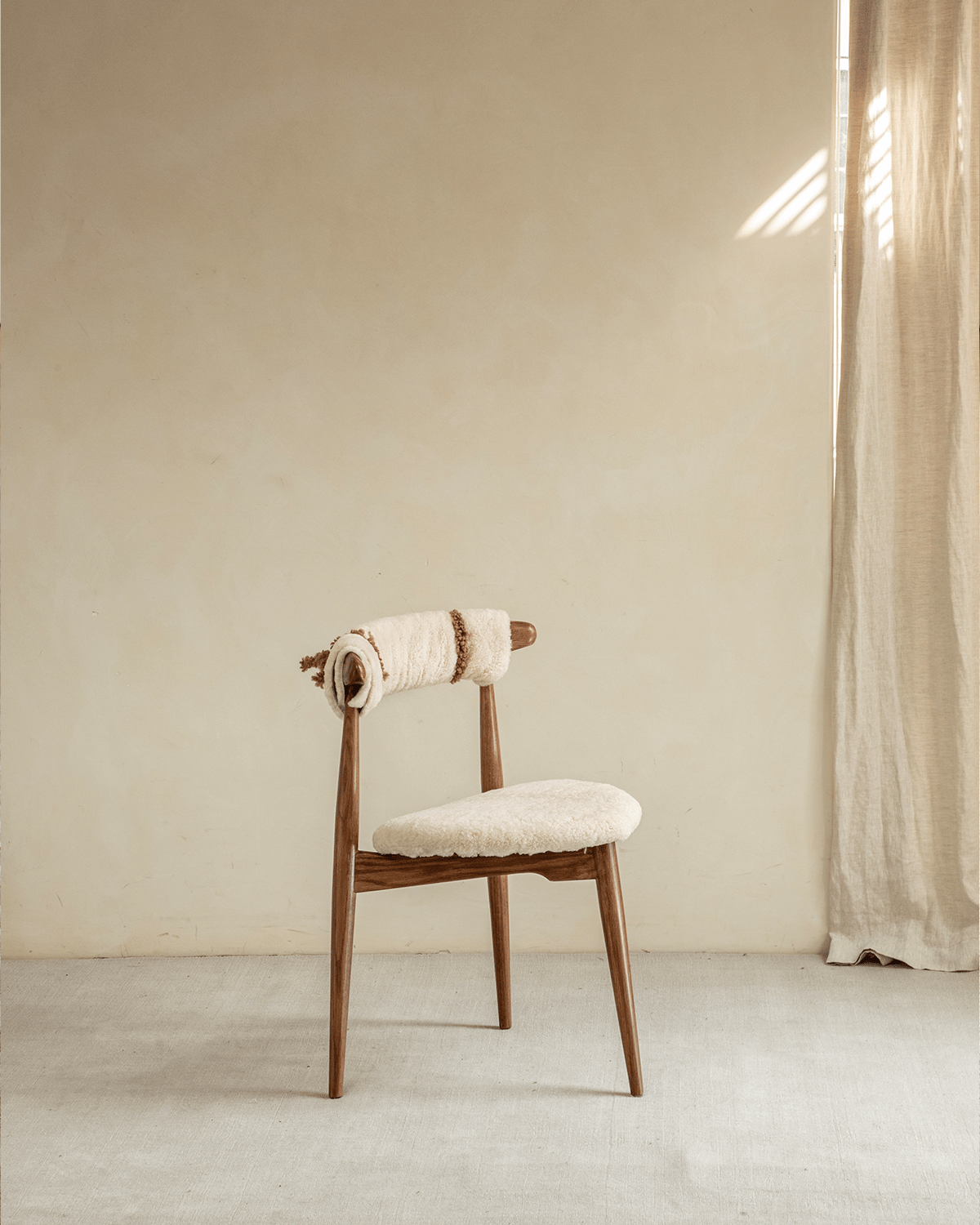 Chaise de salle à manger en forme de cœur