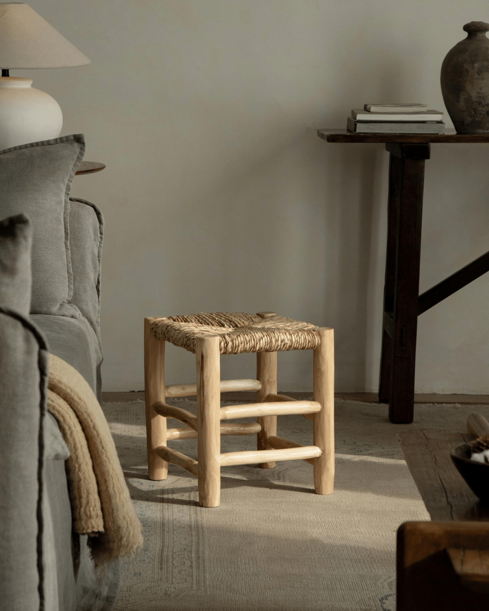 Tabouret tissé à la main Isla