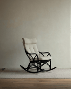 Fauteuil à bascule en rotin Aku