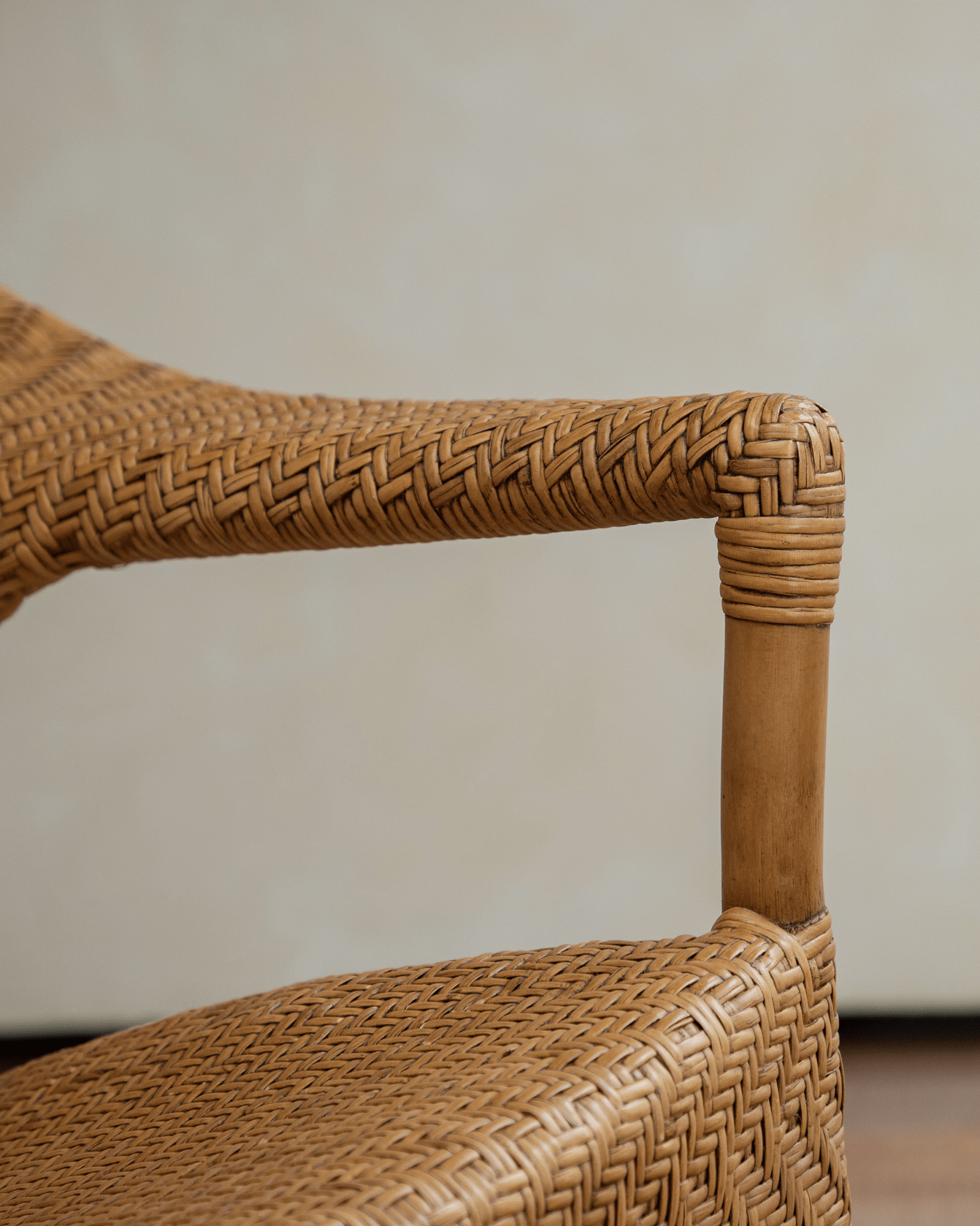 Fauteuil lounge Batman en rotin