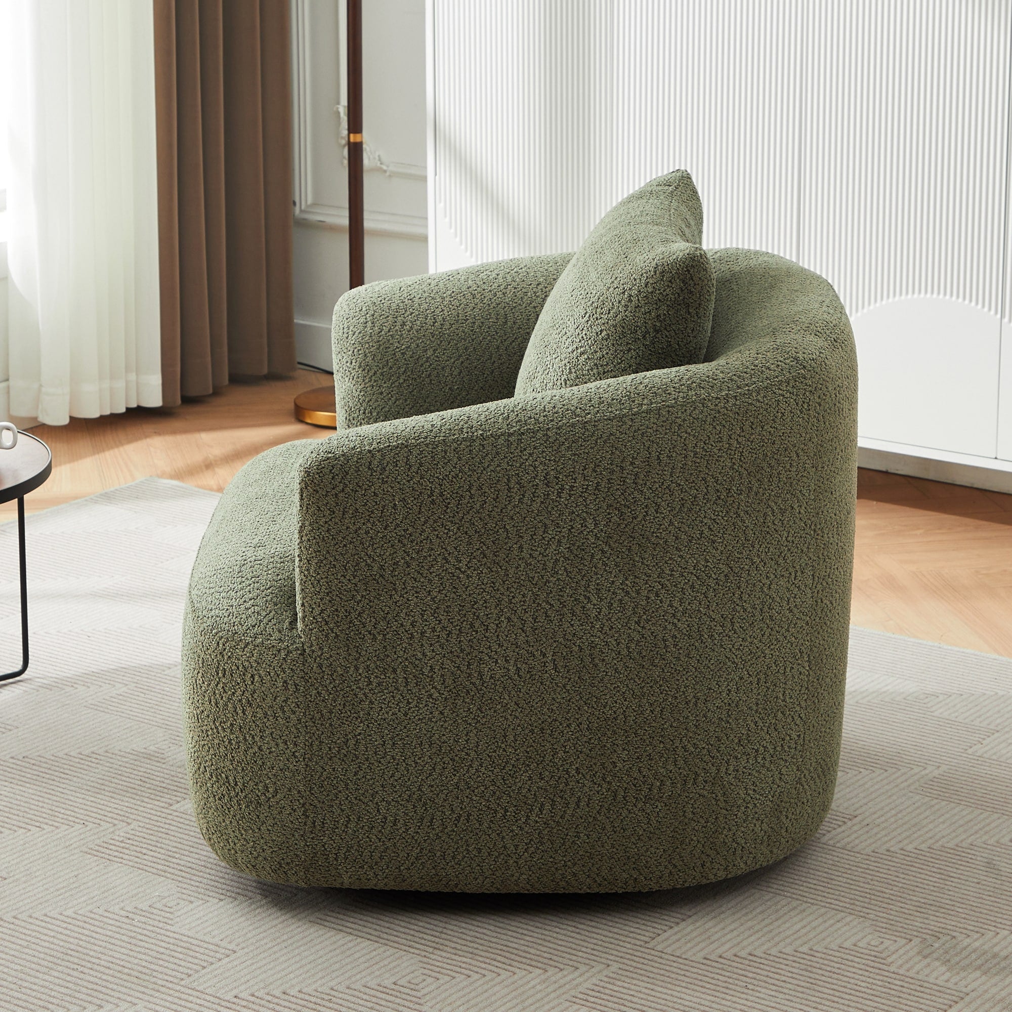Fauteuil pivotant à 360°, fauteuil d'appoint Boucle 38,2" avec coussin décoratif, fauteuil rembourré en forme de tonneau avec accoudoirs incurvés