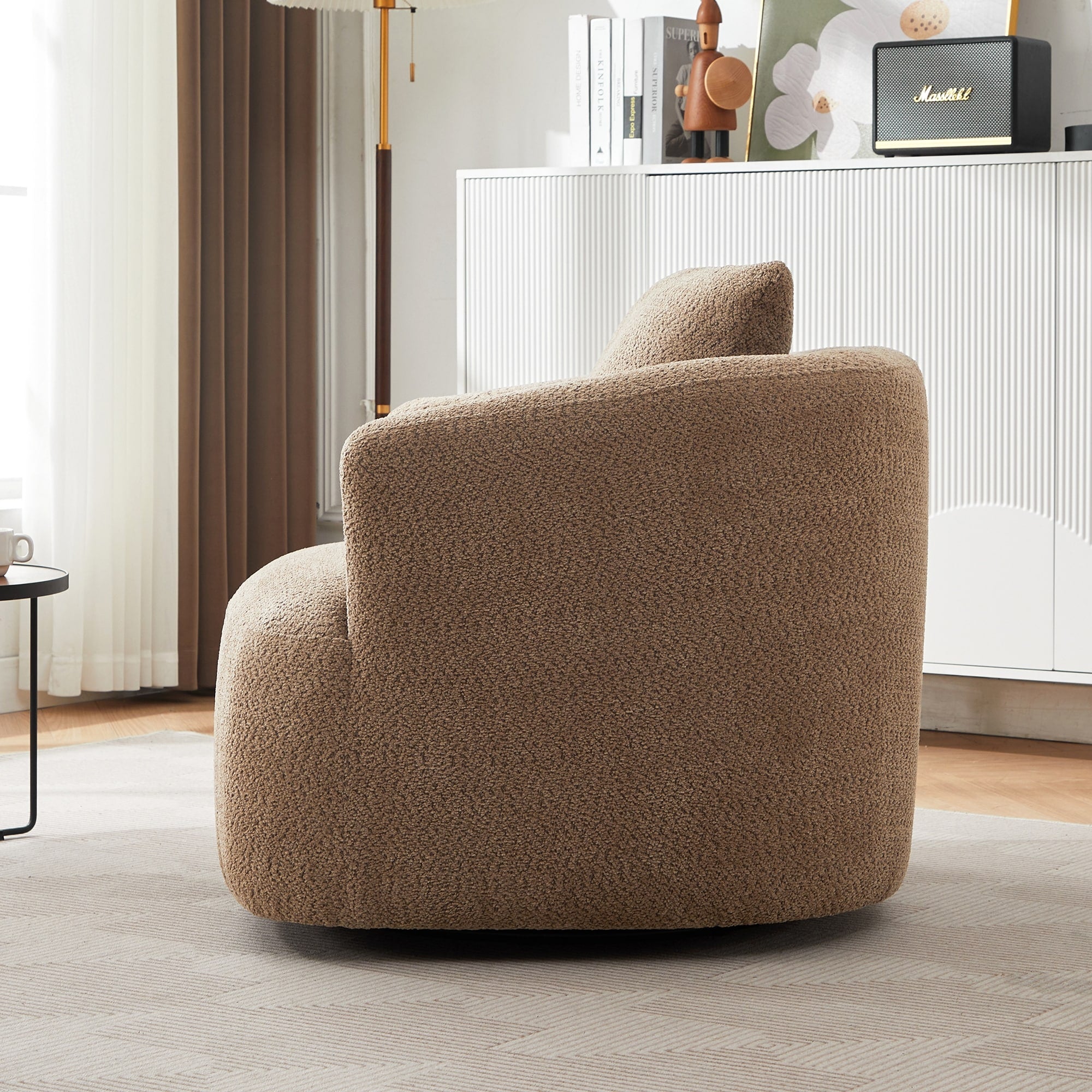 Fauteuil pivotant à 360°, fauteuil d'appoint Boucle 38,2" avec coussin décoratif, fauteuil rembourré en forme de tonneau avec accoudoirs incurvés