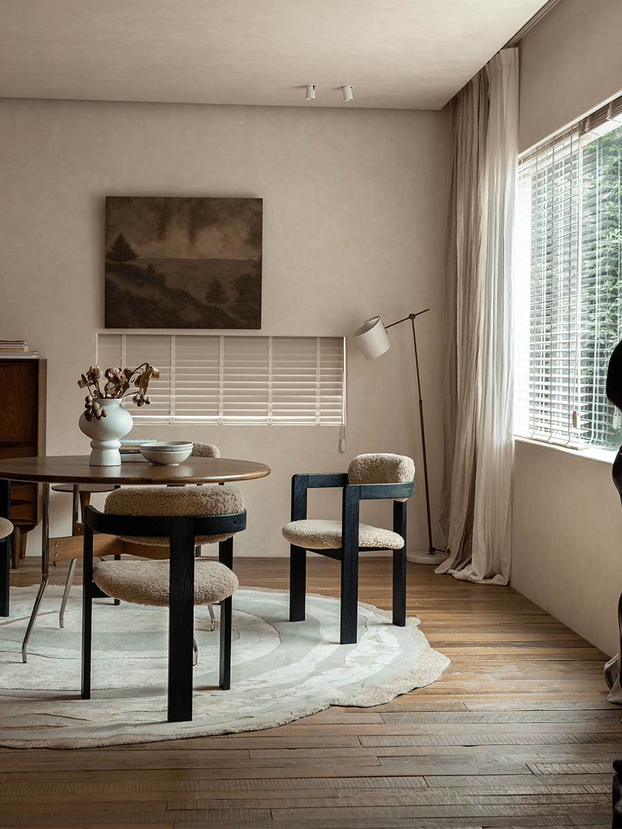 Fauteuil en peau de mouton retournée de Pampelune