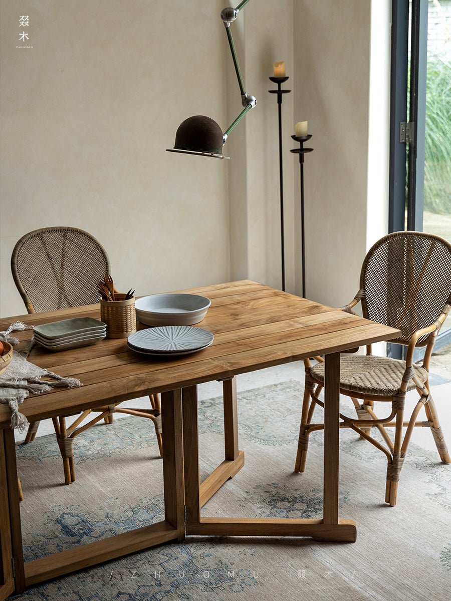 Table pliante extérieure à cadre