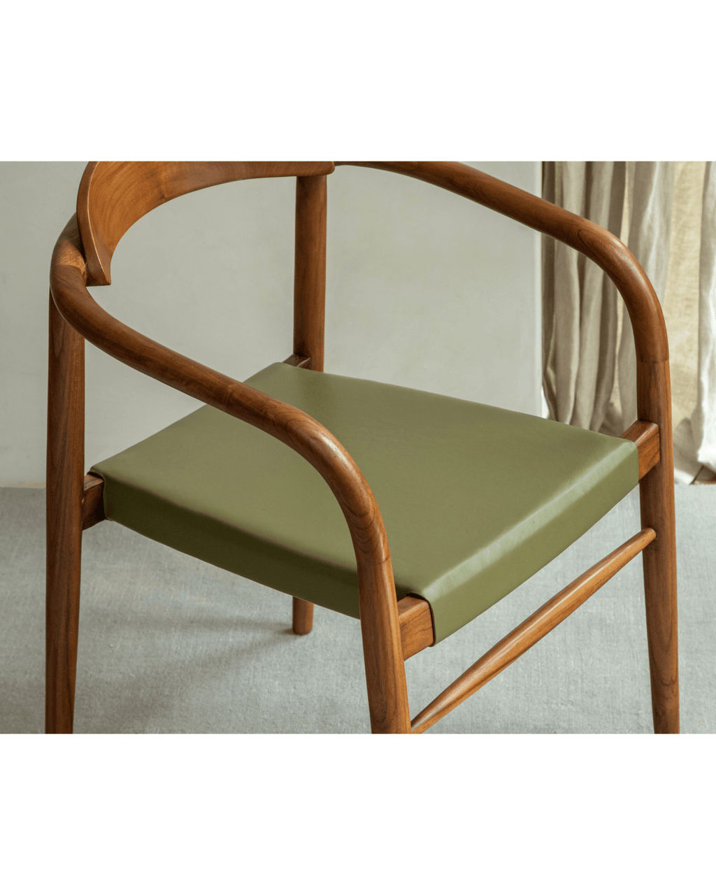 Fauteuil en cuir Crescent