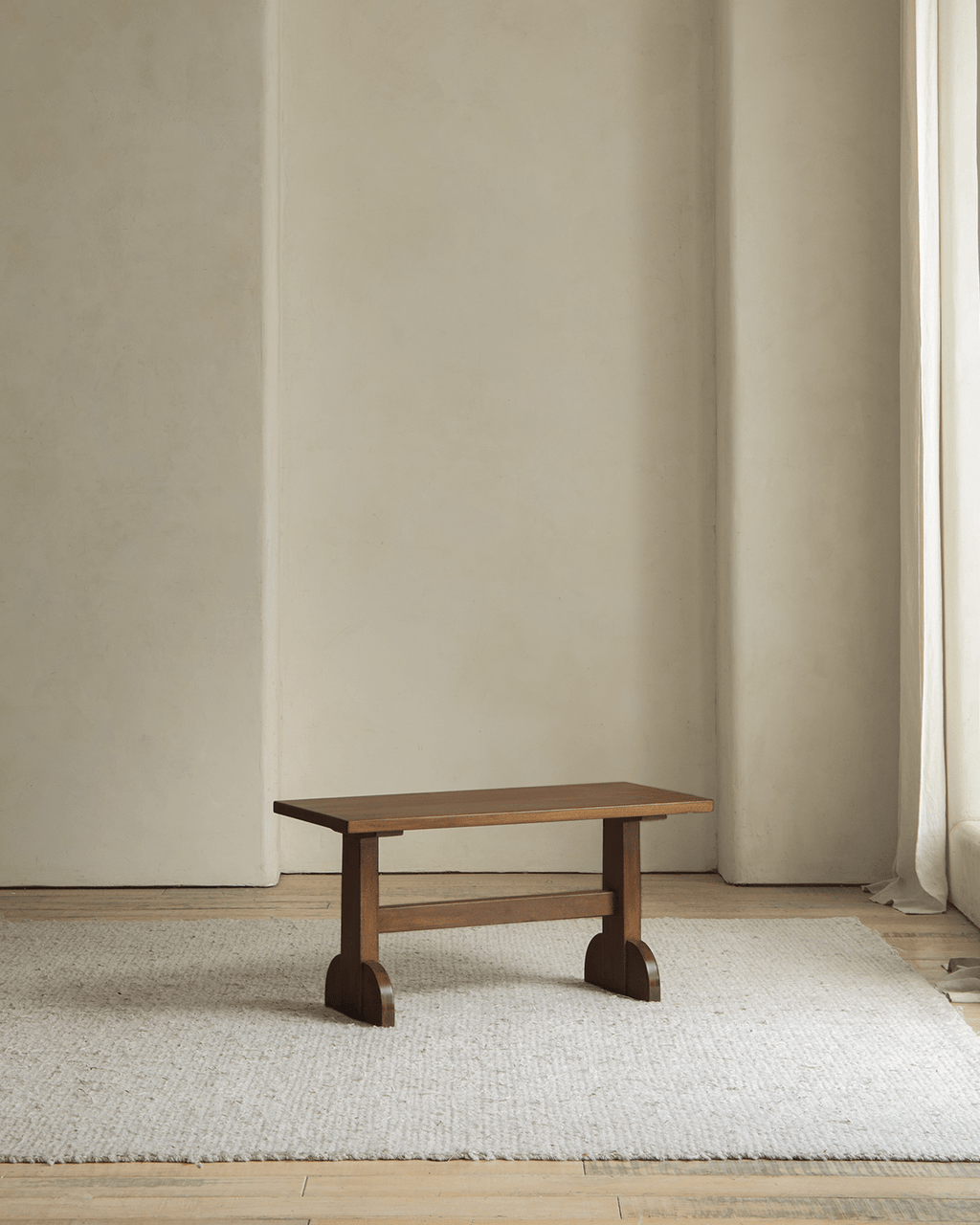 Table d'appoint en forme de sabot