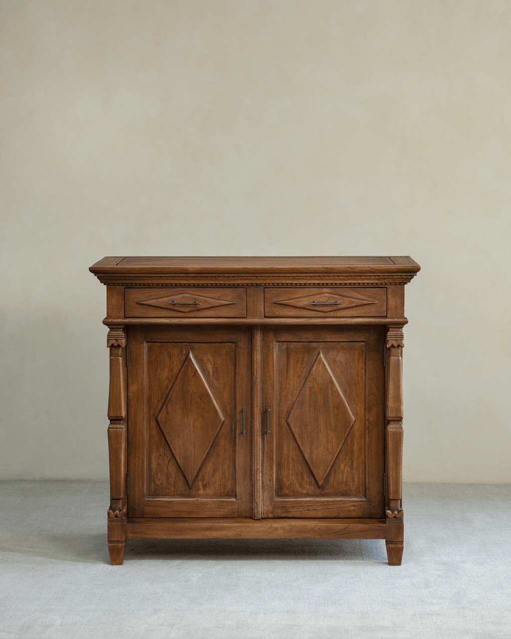 Armoire Victoria en teck