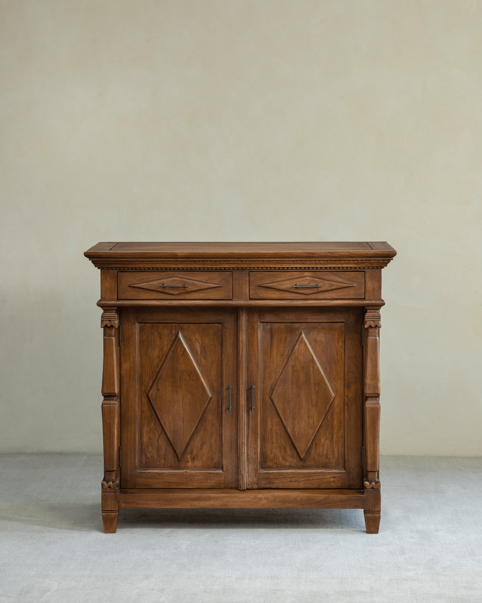 Armoire Victoria en teck