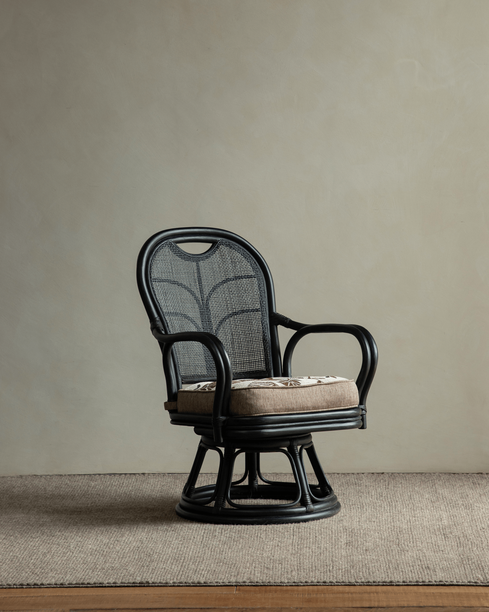 Fauteuil pivotant Ray Mini en rotin