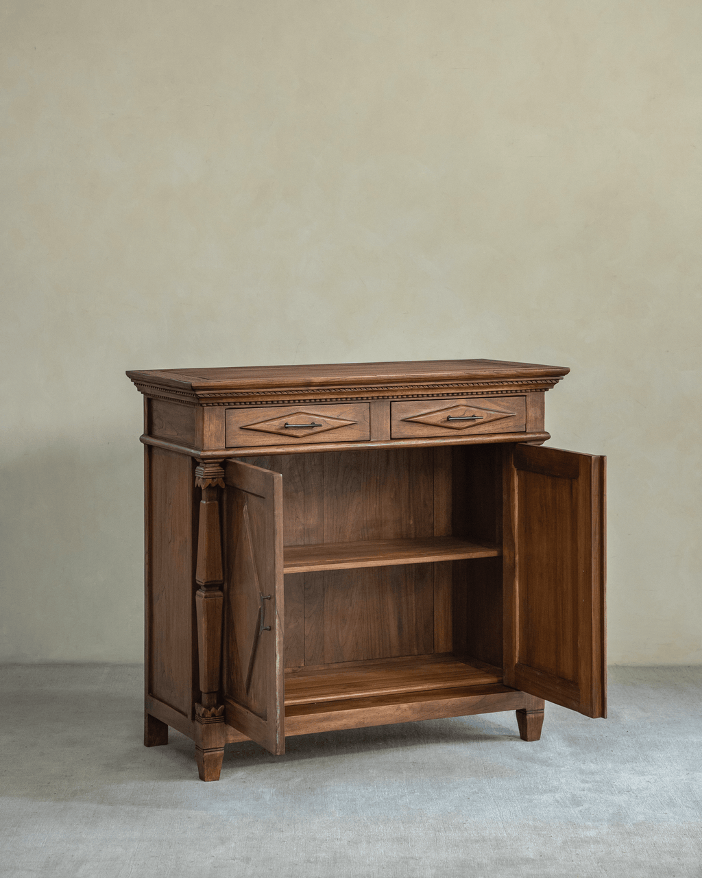 Armoire Victoria en teck