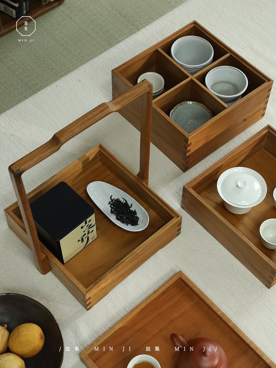 Boîte à bento à plusieurs étages