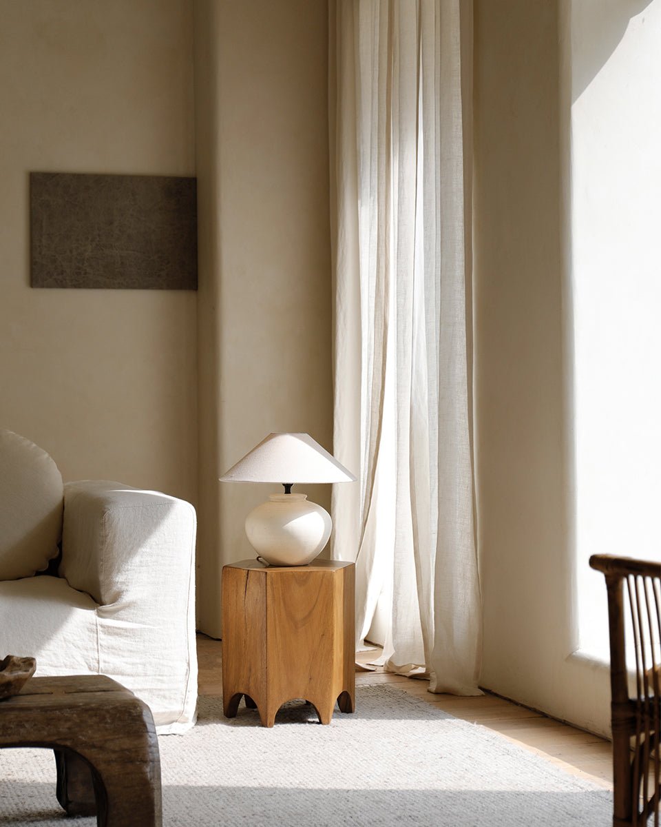 Table d'appoint hexagonale