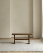 Table d'appoint en forme de sabot