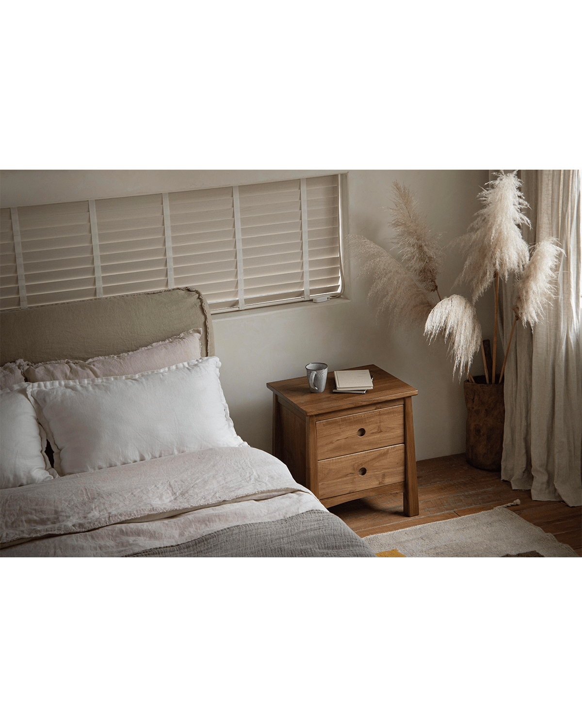 Table de nuit astrale 