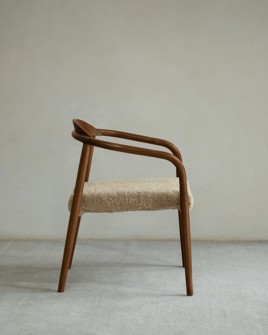 Fauteuil en peau de mouton Crescent