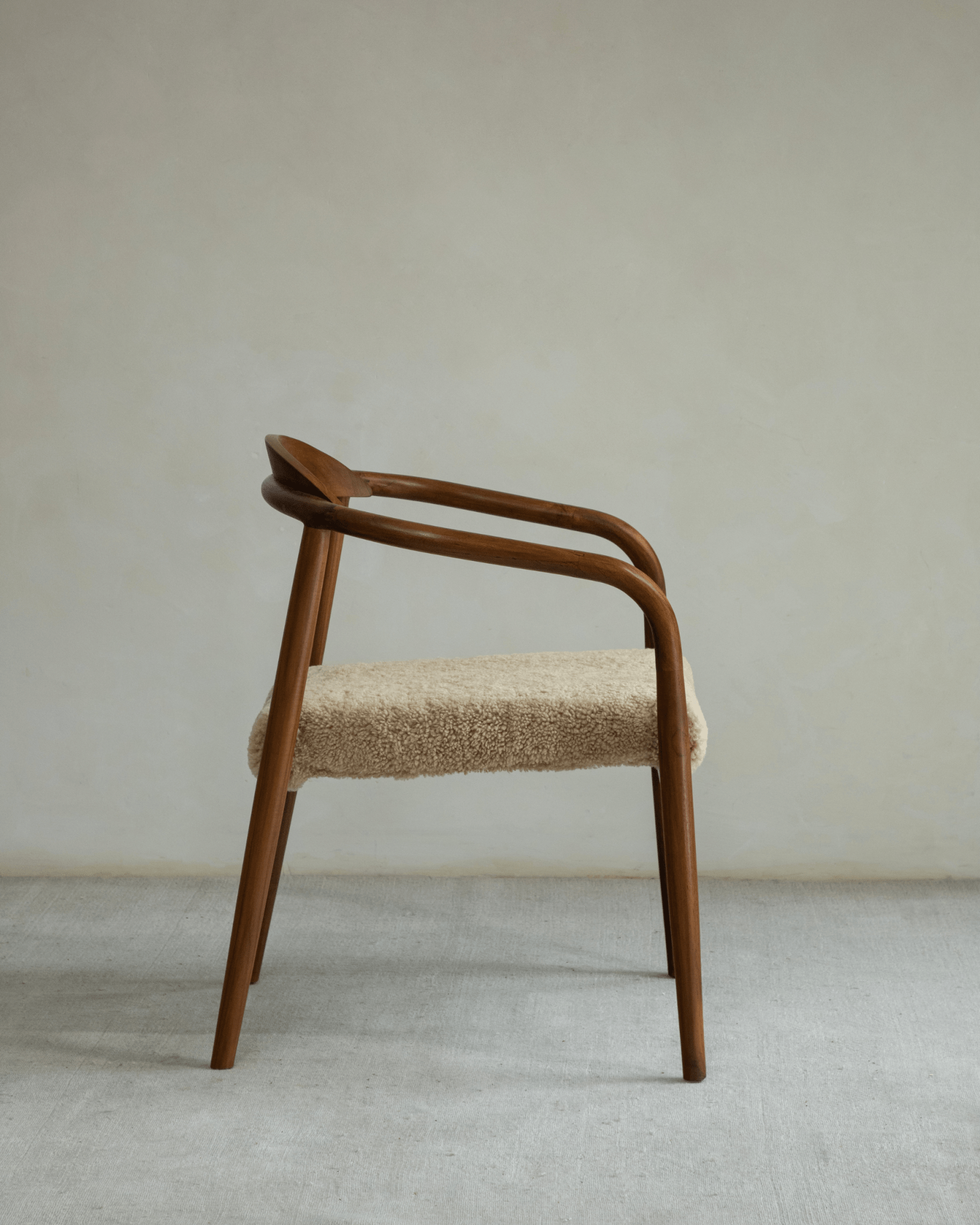 Fauteuil en peau de mouton Crescent
