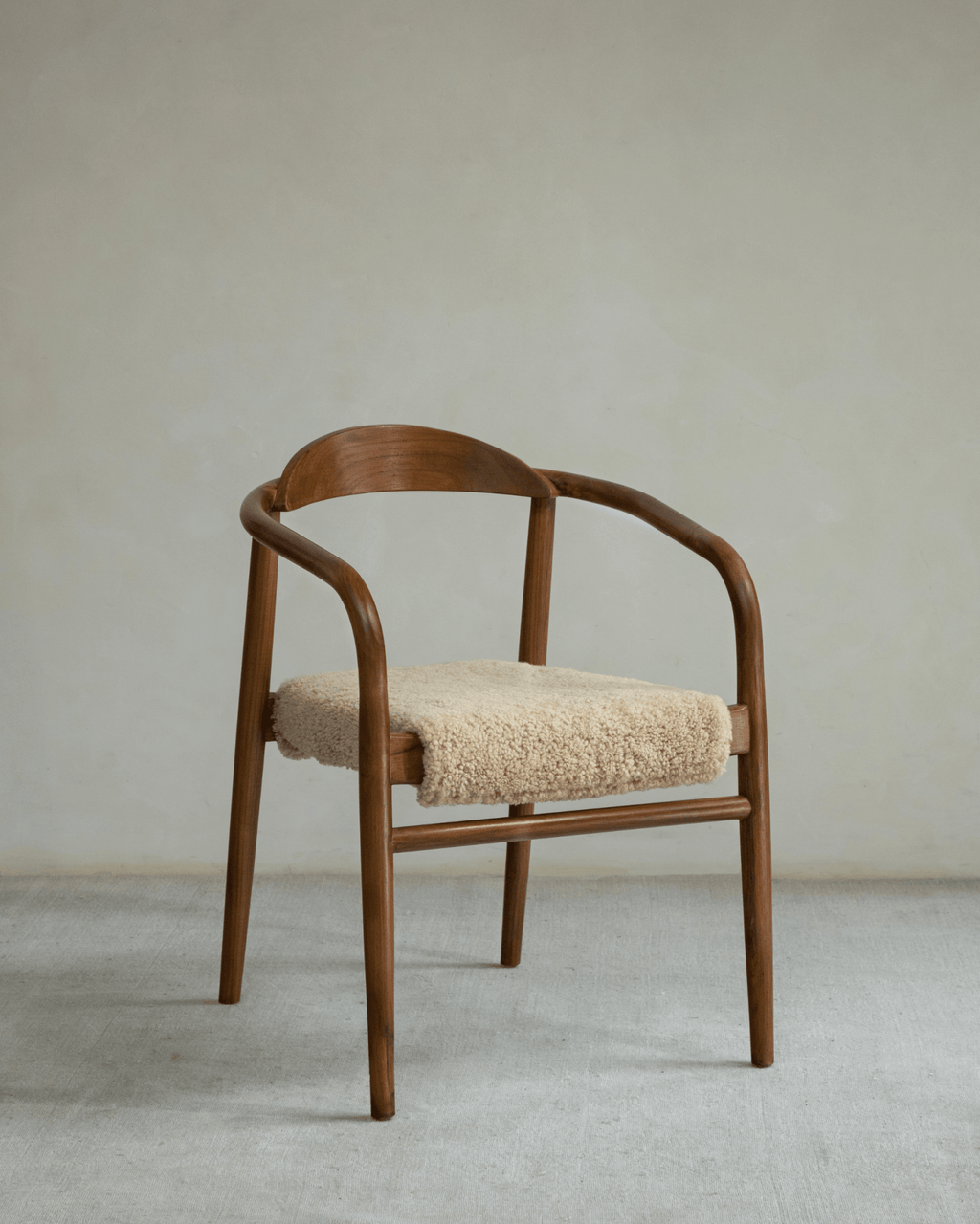 Fauteuil en peau de mouton Crescent
