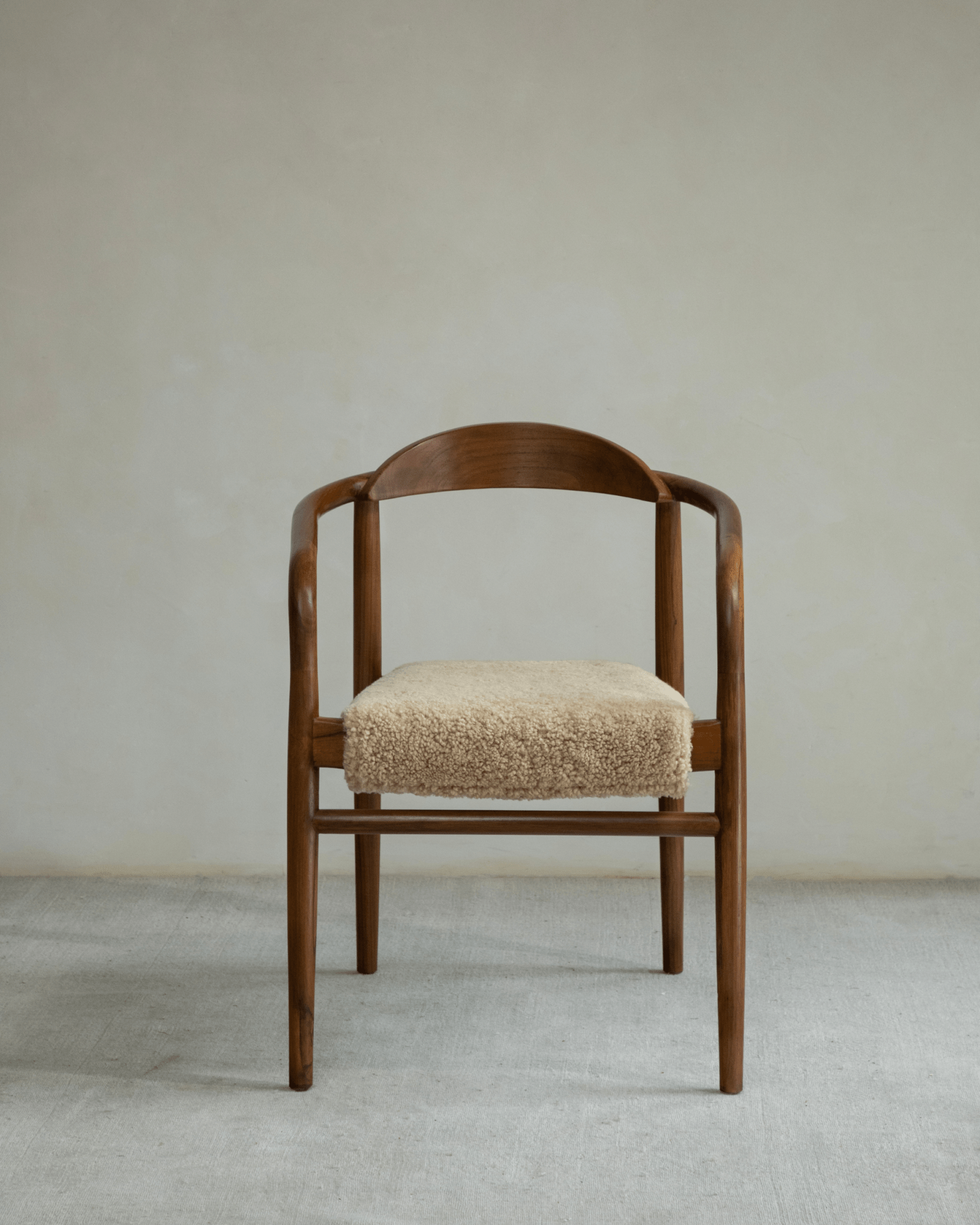 Fauteuil en peau de mouton Crescent