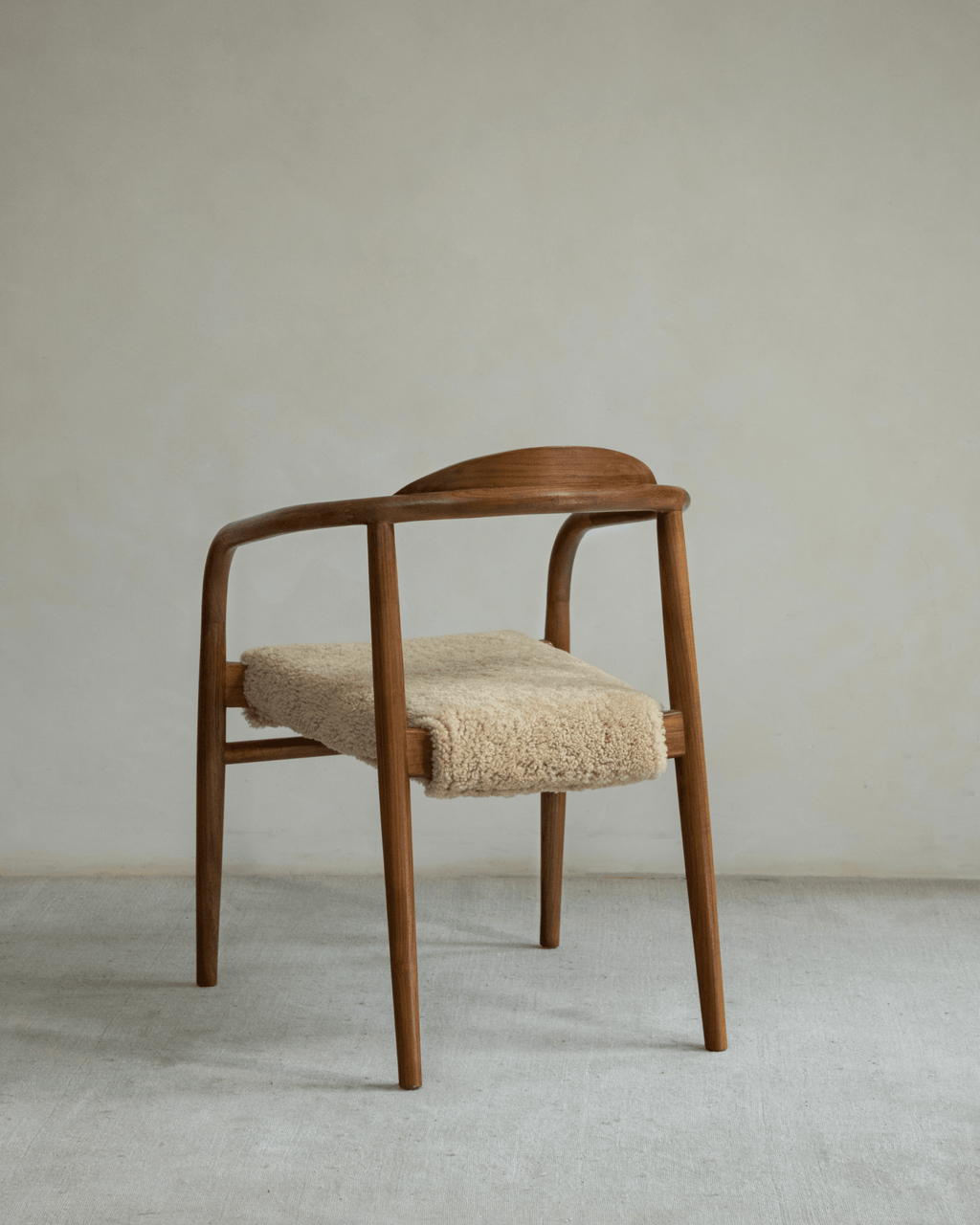 Fauteuil en peau de mouton Crescent