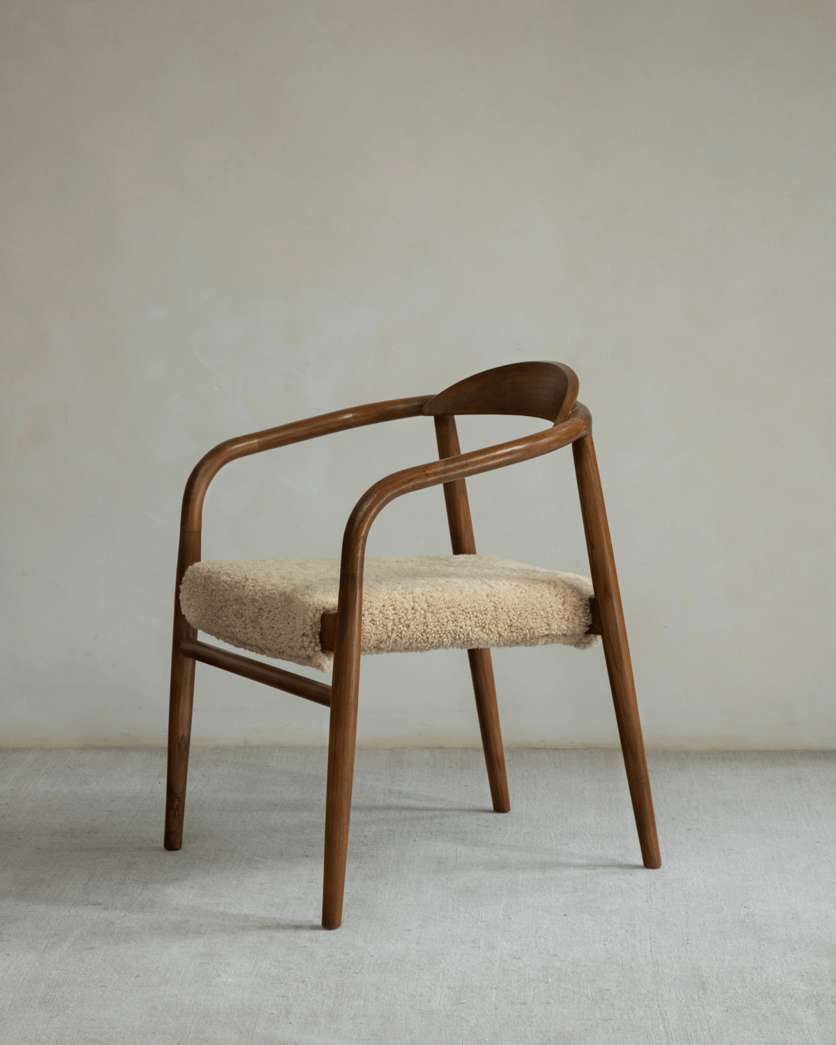 Fauteuil en peau de mouton Crescent