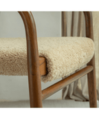 Fauteuil en peau de mouton Crescent