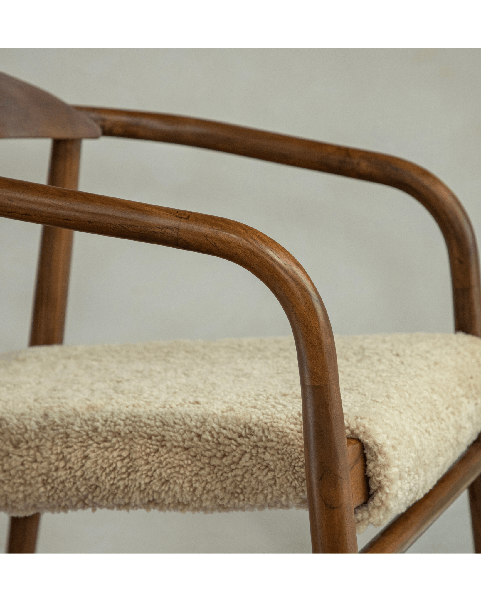 Fauteuil en peau de mouton Crescent