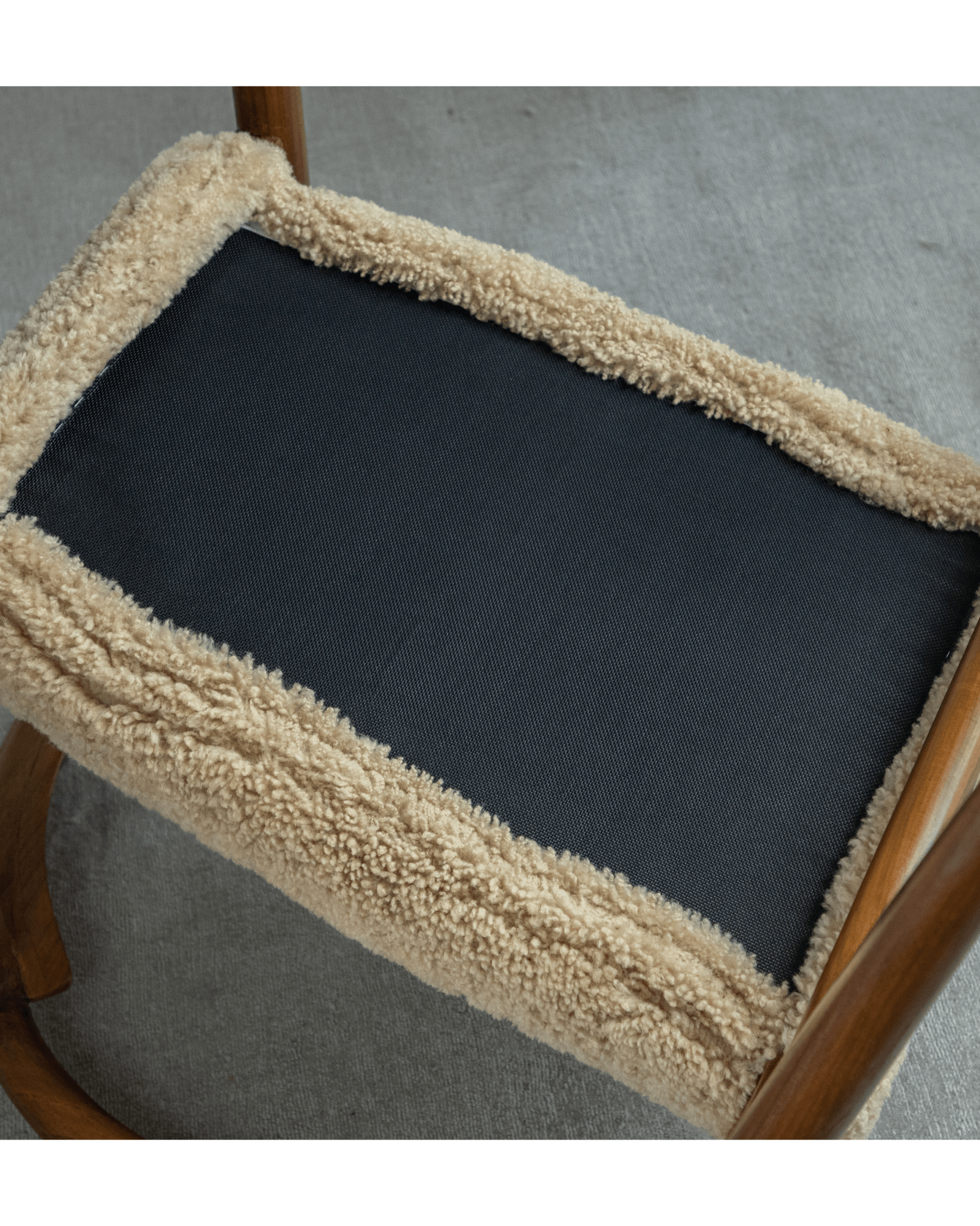 Fauteuil en peau de mouton Crescent