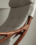 Fauteuil à bascule en rotin Aku