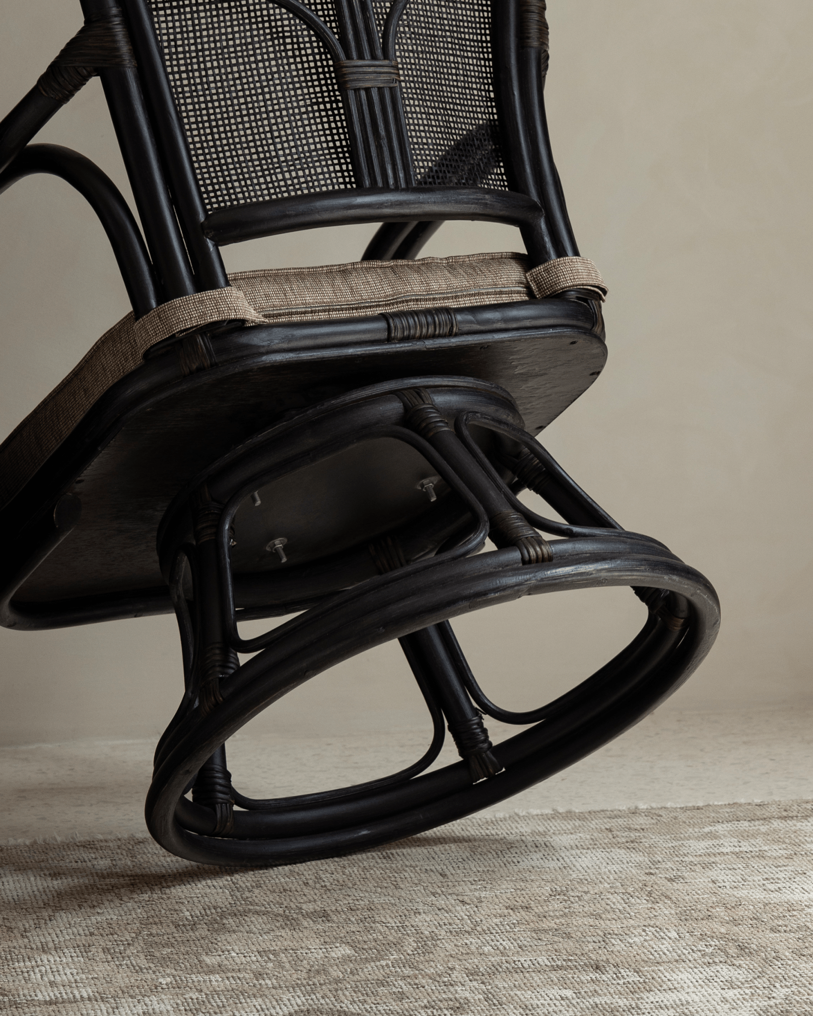 Fauteuil pivotant Ray Mini en rotin