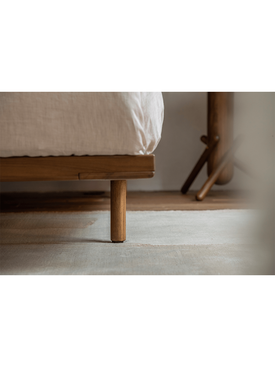 Lit en cuir et teck Seren