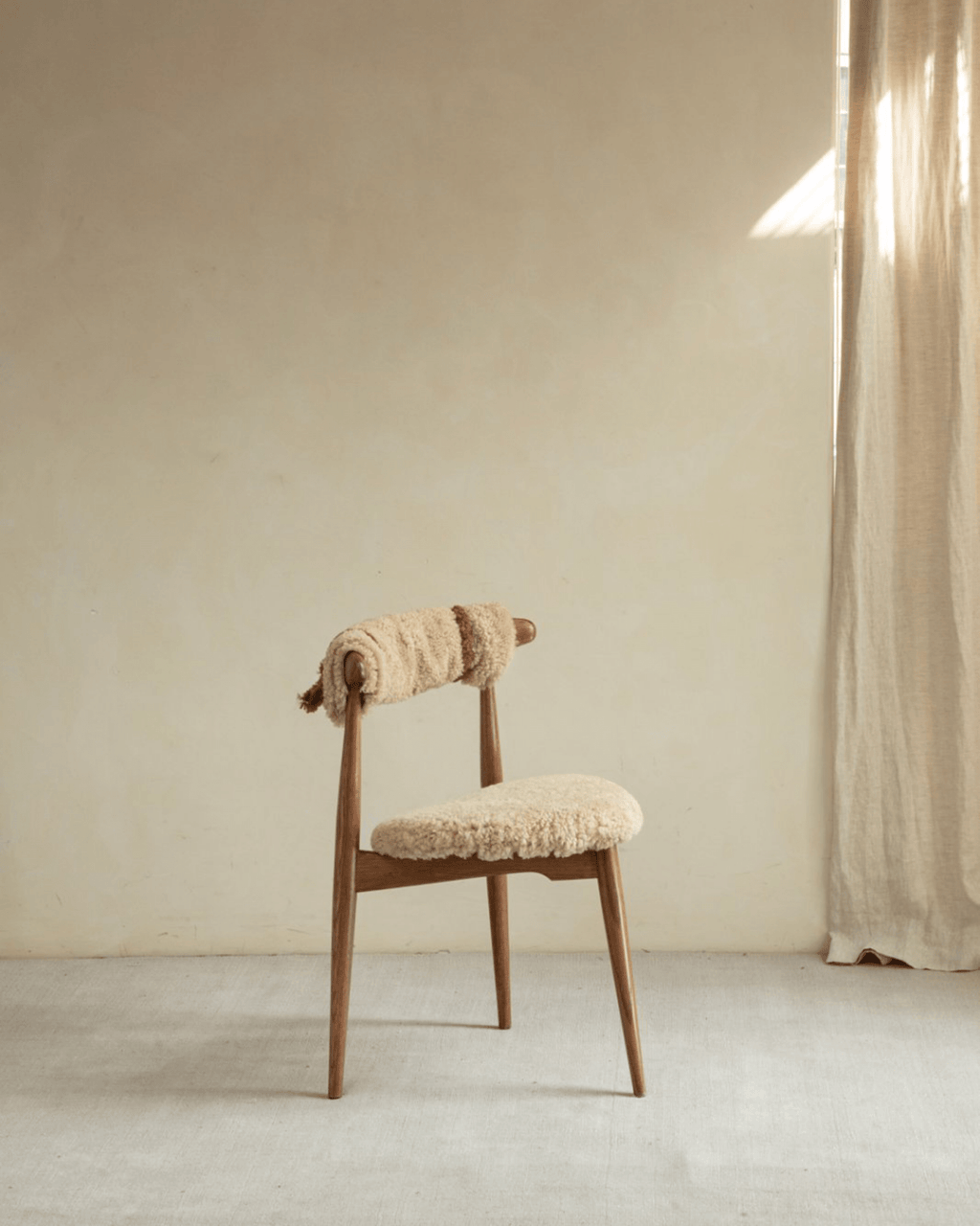 Chaise de salle à manger en forme de cœur