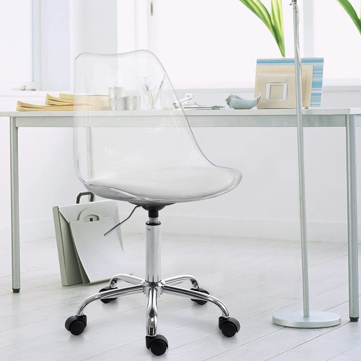 Chaise de bureau pivotante en acrylique à hauteur réglable sans accoudoirs