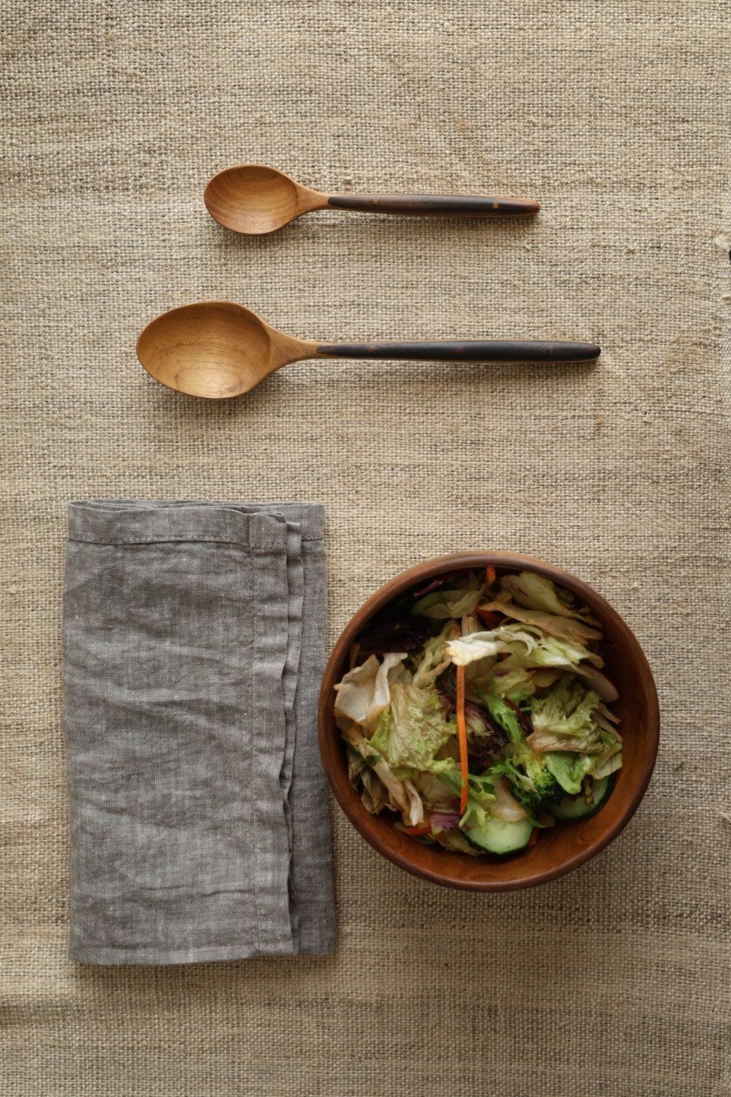Cuillères de table à manche en bois d'ébène (lot de 2)
