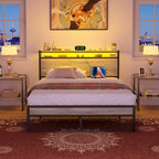 Cadre de lit plateforme en bois de style ferme avec station de charge et lumières LED