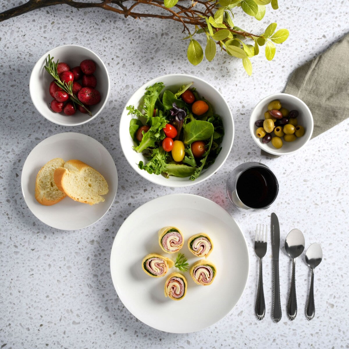 Gibson Home All U Need Service de table 60 pièces Assiettes, bols, verres, fourchettes, cuillères et couteaux (Service pour 6)