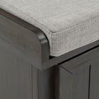 Banc de rangement Granger avec coussin d'assise en lin par iNSPIRE Q Classic