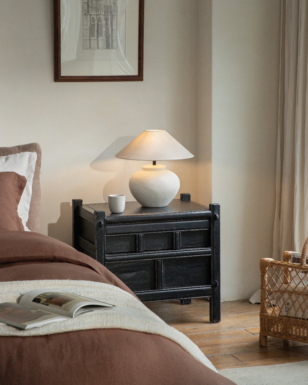 Table de nuit Trésor