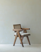 Reproduction de chaises de bureau à Chandigarh