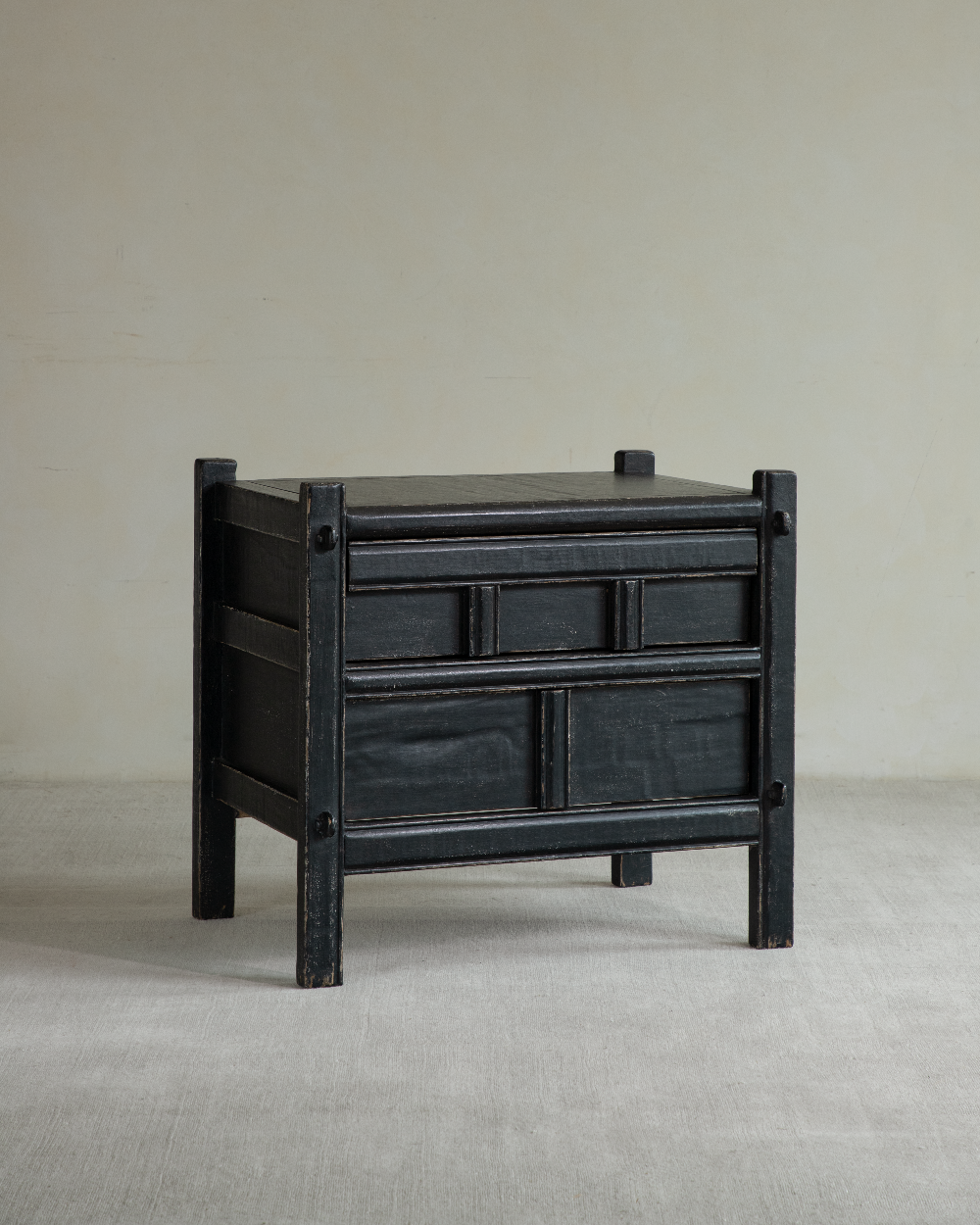 Table de nuit Trésor